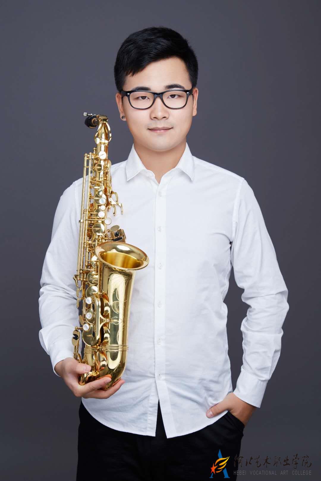优秀学生代表17音教张昊月