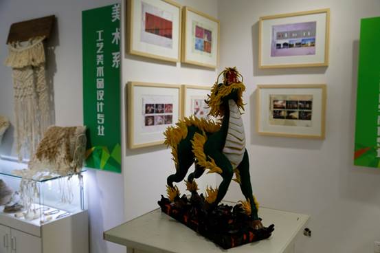 说明:G:\工作\行政管理\新闻通讯\2017\2017 12 特博会新闻稿\_MG_8116.JPG