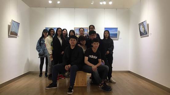 说明:G:\工作\行政管理\新闻通讯\2017\2017 11 美术教育“痕”画展\webwxgetmsgimg (3).jpg