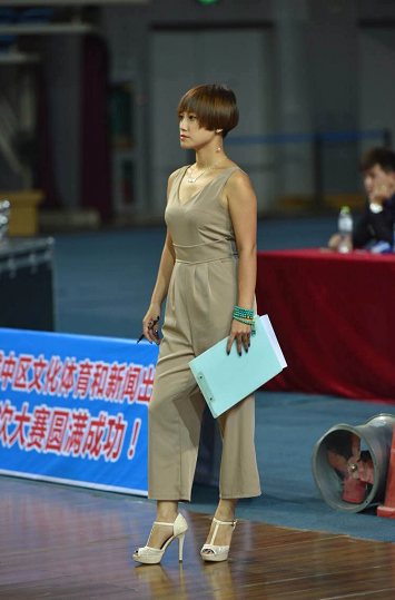 杨玉婷老师执裁中