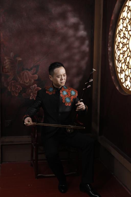 音乐系二胡专业教师张韦